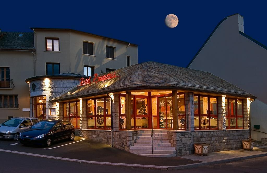 Hotel Restaurant Prunieres Омон-Обрак Екстер'єр фото